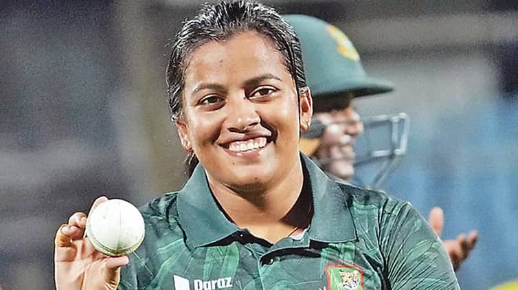 আইসিসির বর্ষসেরা ওয়ানডে দলে জায়গা পেয়েছেন বাংলাদেশের নাহিদা নাহিদা আক্তার