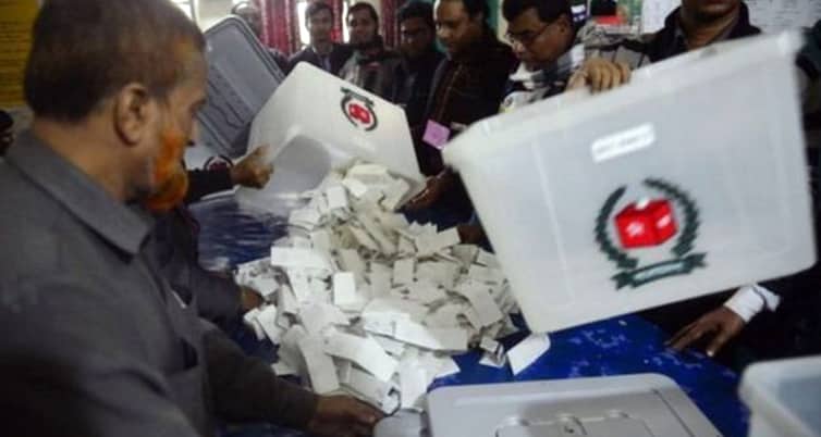 নারায়ণগঞ্জে বিপুল ভোটের ব্যবধানে জয়ের পথে যারা ভোট