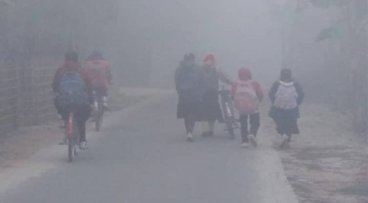 নাটোরে সব শিক্ষা প্রতিষ্ঠান বন্ধ ঘোষণা স্কুল
