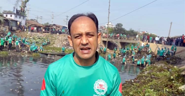 এমপি হয়ে এবার নদী পরিষ্কারে নামলেন ব্যারিস্টার সুমন