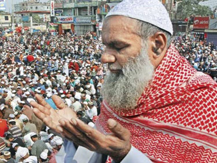 আখেরি মোনাজাতের মধ্য দিয়ে শেষ হলো ইজতেমার প্রথম পর্ব