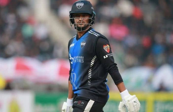রানে ফিরলেন সাকিব, ঢাকার লক্ষ্য ১৭৬