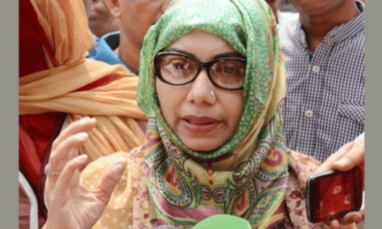 গুরুতর আহত হয়ে হাসপাতালে ভর্তি আফরোজা আব্বাস আফরোজা আব্বাস