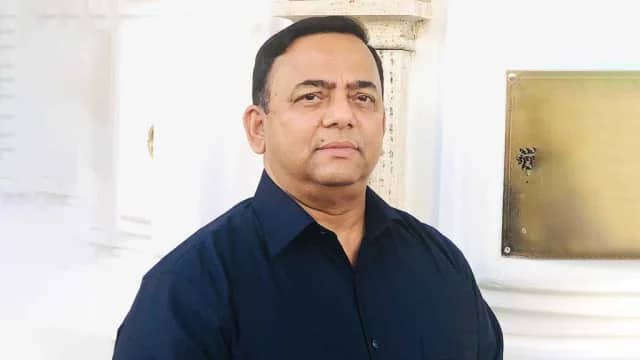 বেনজীরের অস্বাভাবিক লেনদেনের প্রমাণ পেয়েছে দুদক বেনজীর আহমেদ