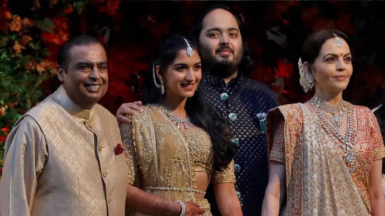 বিয়ের বাতাস, মুম্বাইয়ে ৩ দিন হোটেল ভাড়া বেড়ে লাখ রুপি মুকেশ আম্বানি এবং নীতা আম্বানি