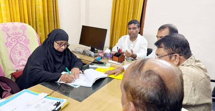অফিস করছেন গাজীপুর সিটির মেয়র