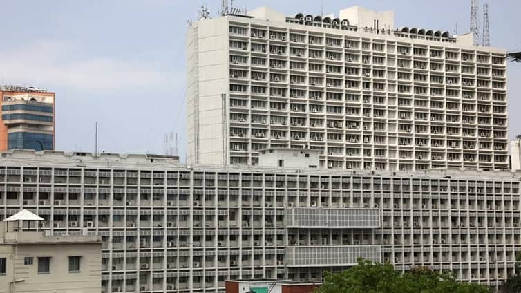 সচিবালয় ও প্রধান উপদেষ্টার বাসভবন এলাকায় সভা-সমাবেশ নিষিদ্ধ