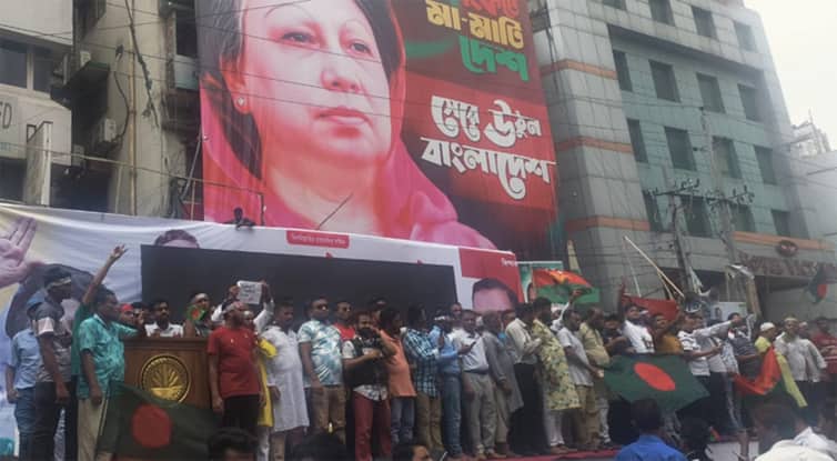 নয়াপল্টনে প্রস্তুত মঞ্চ, ২টায় সমাবেশ Naya Palton