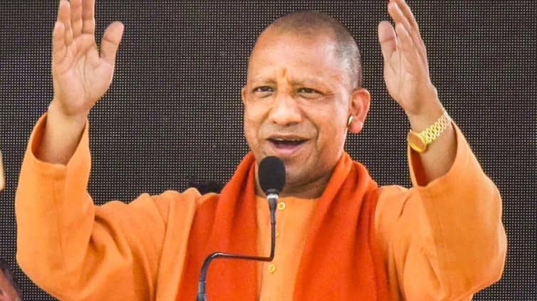 বাংলাদেশের উদাহরণ দিয়ে ঐক্যের বার্তা দিলেন যোগী আদিত্যনাথ