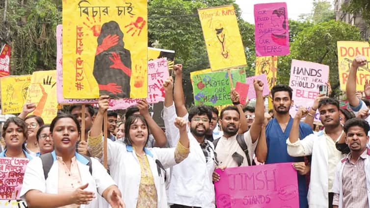 নারী চিকিৎসককে ধর্ষণ