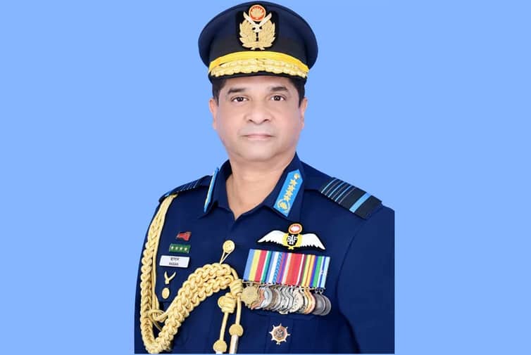 জাপান সফর শেষে দেশে ফিরলেন বিমান বাহিনী প্রধান