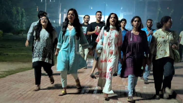 জাবিতে শিবিরবিরোধী মিছিলকারীদের অভিনন্দন জানাল শিবির