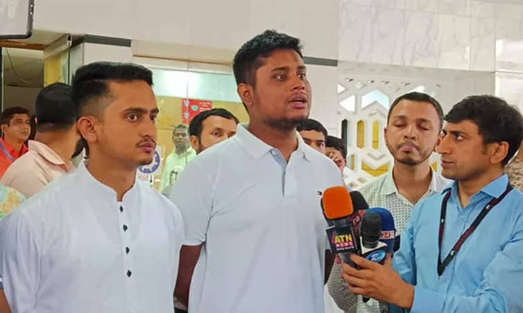 এবার আওয়ামী লীগ নিষিদ্ধ চেয়ে হাসনাত-সারজিসের রিট