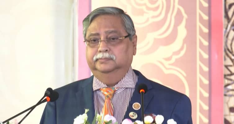 রাষ্ট্রপতি অপসারণ ইস্যুতে রাজনৈতিক ঐকমত্যের বাইরে যাবে না সরকার Rastopoti