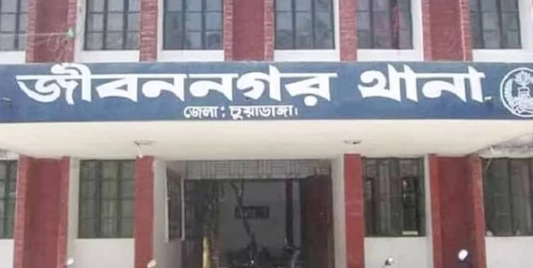 টয়লেটে যাওয়ার কথা বলে থানা থেকে পালালেন নারী আসামি asami