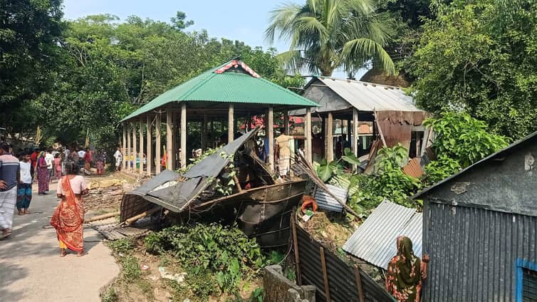 ১৫ বছর পর দখলমুক্ত হলো কালি মন্দিরের জায়গা