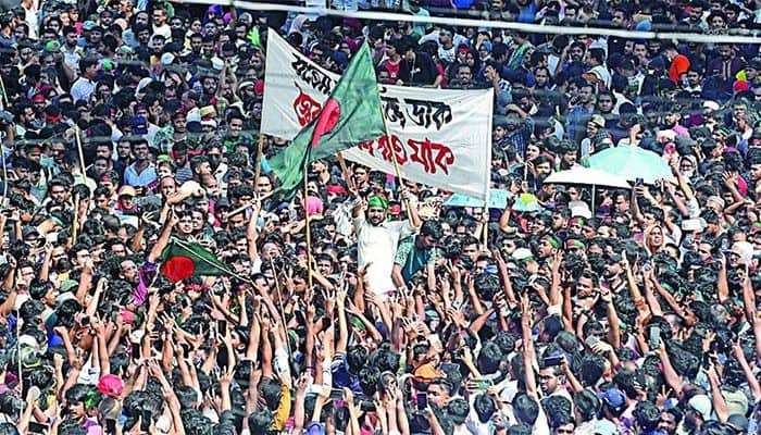 ‘ছাত্র-জনতার অভ্যুত্থান’ স্মরণে চাই ডাক টিকিট