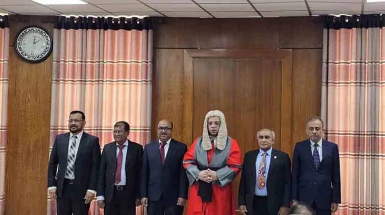 শপথ নিলেন পিএসসির চেয়ারম্যানসহ ৪ সদস্য পিএসসি