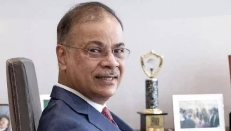 সামিট গ্রুপের চেয়ারম্যান মুহাম্মদ আজিজ খান