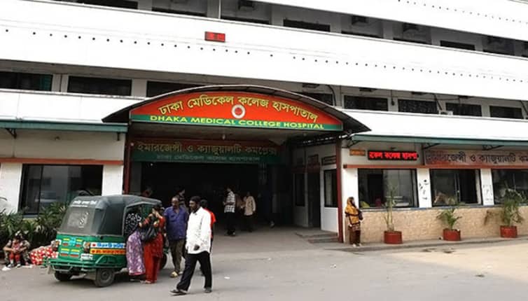 মোবাইল চু.রি করতে গিয়ে পাঁচতলা থেকে পড়ে প্রাণ গেল যুবকের DMC Gate