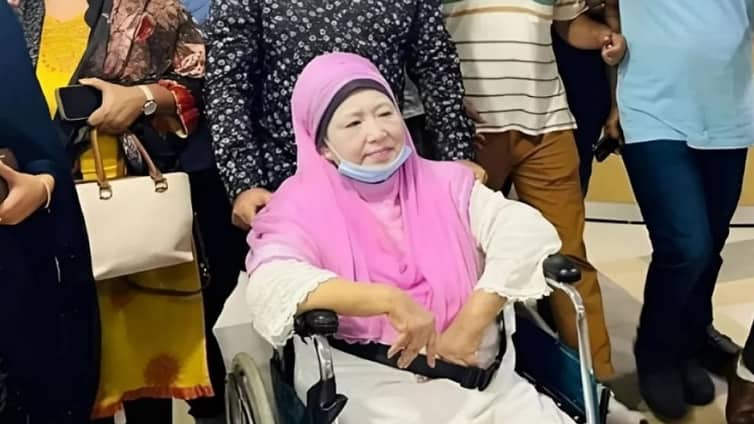 খালেদা জিয়ার বিরুদ্ধে চার্জ শুনানি ২৭ নভেম্বর