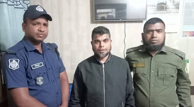 লালমনিরহাটে বালু-পাথর খেকো সিন্ডিকেটের সাথে জড়িত গ্রাম পুলিশের কারাদণ্ড Balu