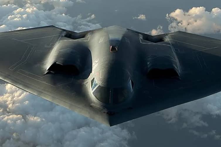 b2 fighter jet