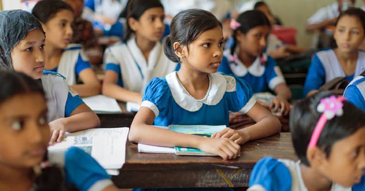 প্রাথমিক বিদ্যালয়ে পরীক্ষার ফি চালুর সিদ্ধান্ত পরীক্ষার ফি