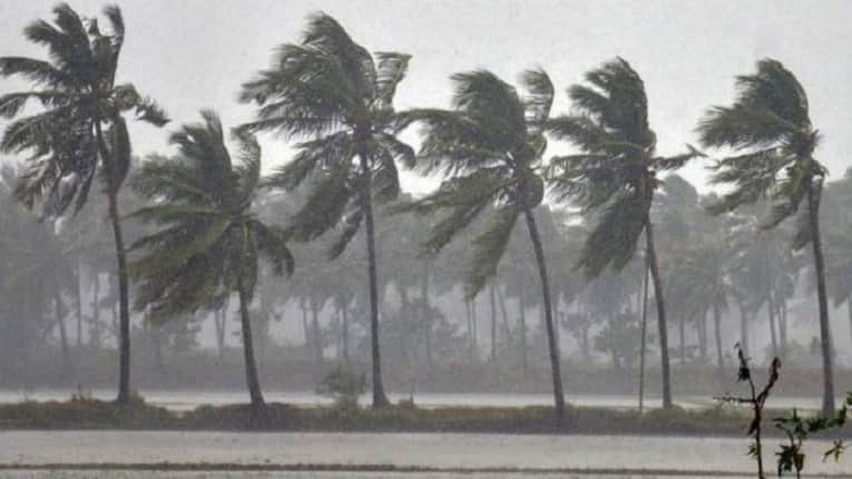 ঝড়ের পূর্বাভাস