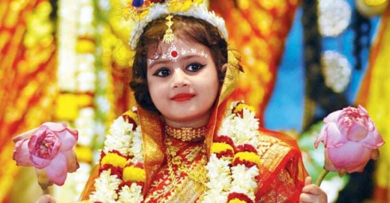 বিভিন্ন জেলায় কুমারী পূজা