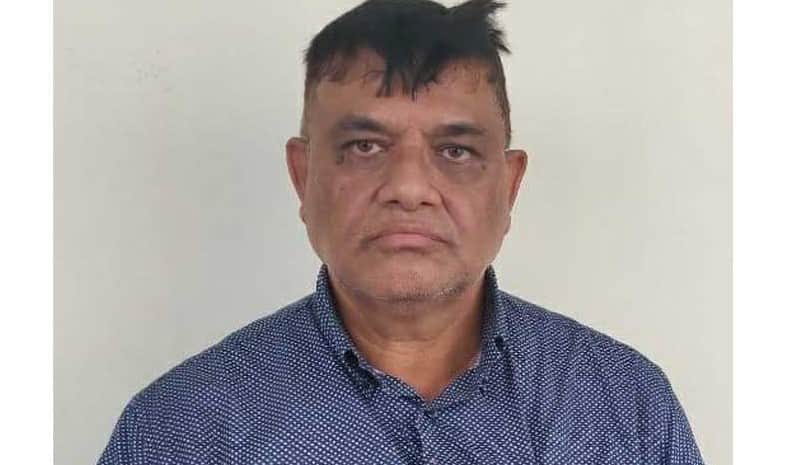 যুগ্ম সচিব পরিচয়ে ব্যাংক কর্মকর্তাকে বোকা বানাল প্রতারক