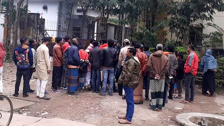 ফানি ভিডিও করতে গিয়ে প্রাণ গেল স্কুলছাত্রের