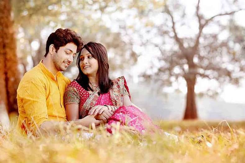 প্রেম করে বিয়ে না করার শপথ কলেজছাত্রীদের