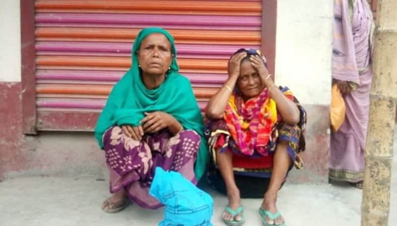 ত্রাণ দেওয়ার কথা বলে দুই বৃদ্ধার বয়স্ক ভাতার টাকা ছিনতাই