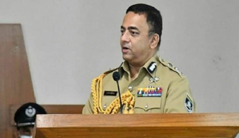 পুলিশকে জনগণের কল্যাণে সেবার ধারা অব্যাহত রাখার নির্দেশ দিলেন আইজিপি
