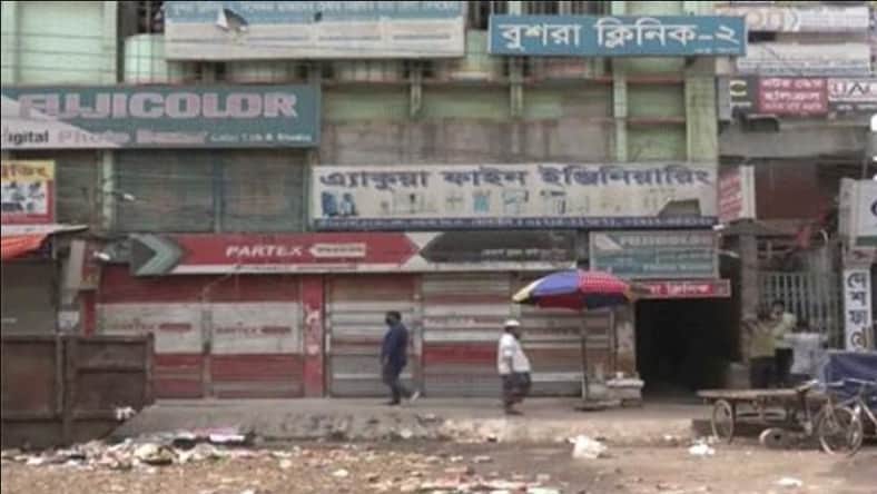 ৩শ’ টাকা চুক্তিতে দুই নবজাতককে ফেলতে গিয়ে বিপাকে যুবক
