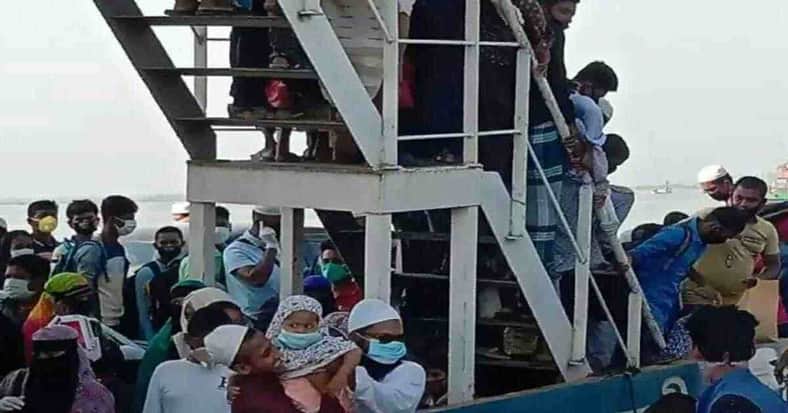শিমুলিয়া-কাঁঠালবাড়ি নৌপথে থামছে না ঢাকায় ফেরা মানুষের ঢল