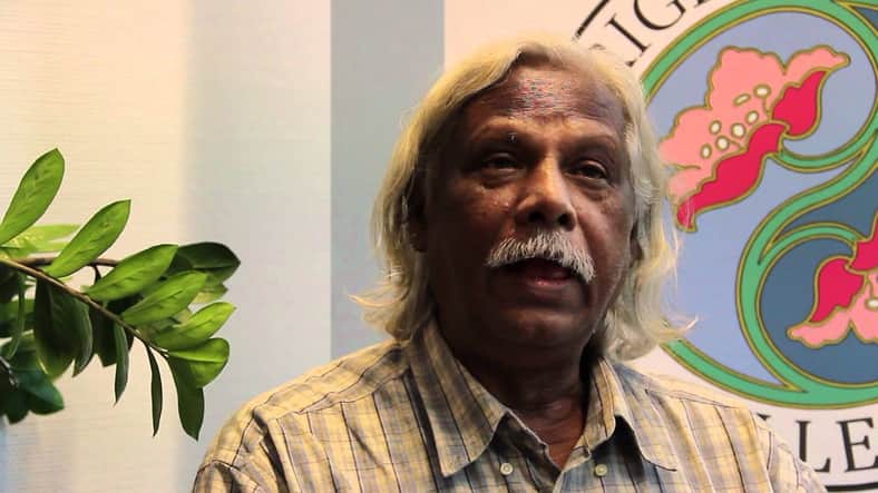 কেন্দ্রীয় শহীদ মিনারে ডা. জাফরুল্লাহ চৌধুরীর প্রতি সর্বস্তরের শ্রদ্ধা কাল
