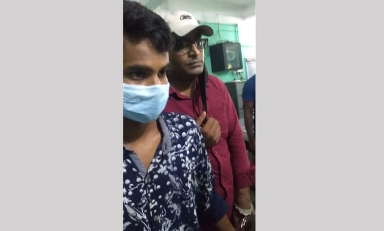 পুলিশ পরিচয়ে চাঁদা আদায়, কথিত সাংবাদিকসহ গ্রেপ্তার ৩