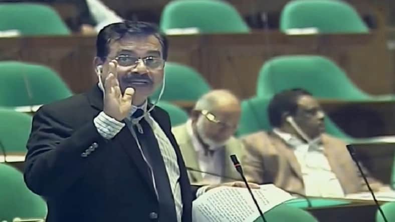 স্বাস্থ্যমন্ত্রীর অপসারণ চাইলেন বিএনপির হারুন