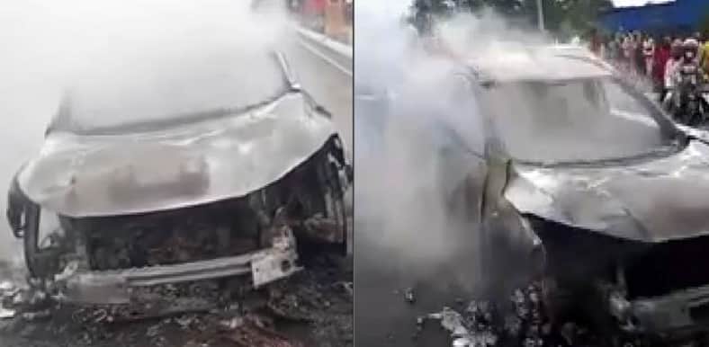হঠাৎ চলন্ত মাইক্রোবাসে আগুন