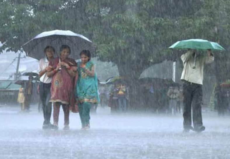 বৃষ্টিপাত নিয়ে নতুন করে যা জানাল আবহাওয়া অফিস