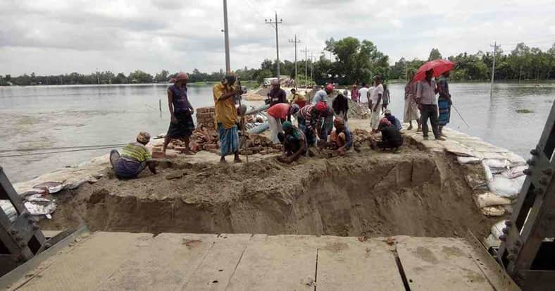 বন্যায় শেরপুর-জামালপুর সরাসরি সড়ক যোগাযোগ বিচ্ছিন্ন