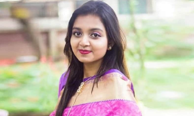 হার্ভার্ড বিশ্ববিদ্যালয় থেকে স্বীকৃতি পেলেন বাংলাদেশের উপমা