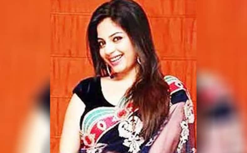 ওসি প্রদীপের স্ত্রী চুমকি আত্মগোপনে থাকার কারণ!
