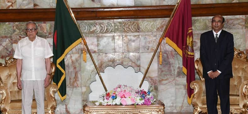 রাষ্ট্রপতির সঙ্গে পিএসসির নবনিযুক্ত চেয়ারম্যানের সৌজন্য সাক্ষাৎ