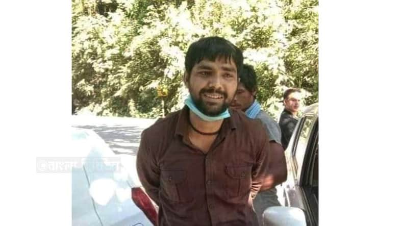 এসআই আকবরের মোবাইলফোন ও সিম কার্ড উদ্ধার