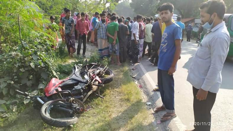 ভ্যানচাপায় মোটরসাইকেল আরোহীর মৃত্যু
