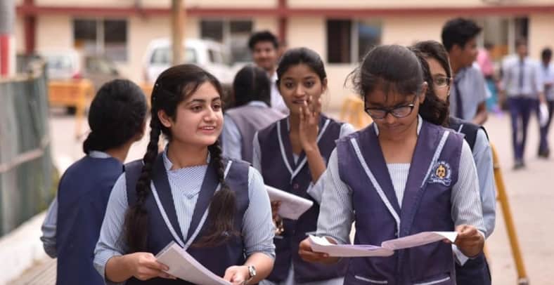 টিউশন ফি নেওয়া যাবে, তবে অন্য কোনো ফি নয়