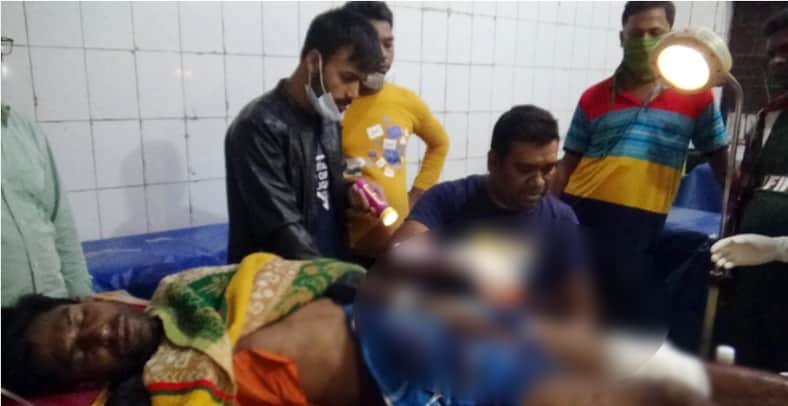 বালুর ট্রাক চলাচল নিয়ে দ্বন্দ্ব, চালকের আঙুল কেটে নিলো দুর্বৃত্তরা